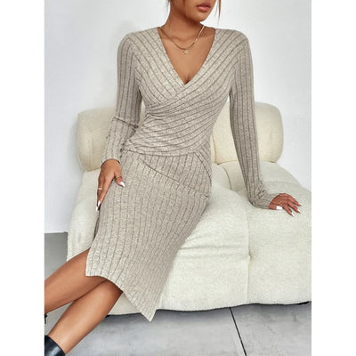 Urbanoval - Timeless Elegance With A Touch Of Simplicity Dress